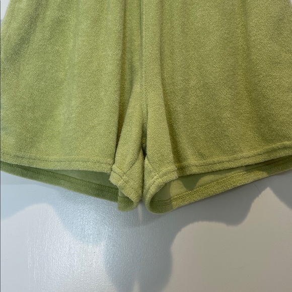 Hollister Light Green Terry Cloth Women's ultra high rise Shorts size small. - Picture 3 of 7